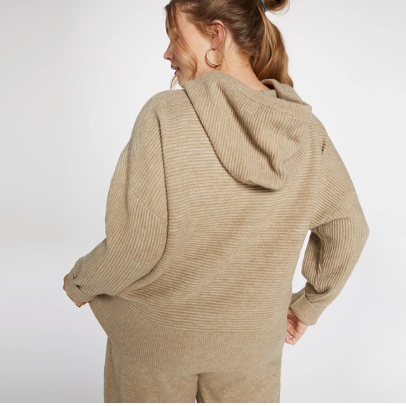 CALIA by Carrie Underwood Tops Nwt Calia Sweater Hoodie In Natural